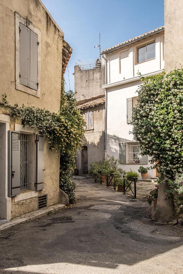 Arles Maison Petite Roquette Et Garage المظهر الخارجي الصورة